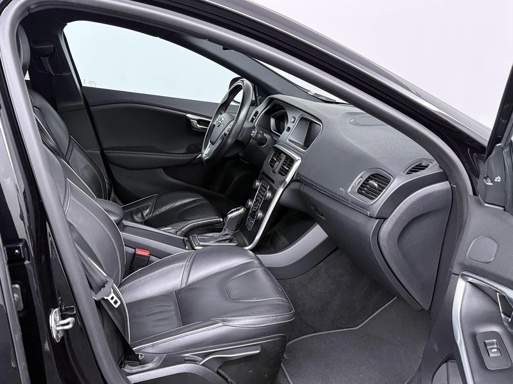 Volvo V40 – foto 37