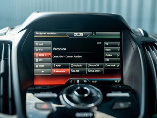 Ford Kuga – thumbnail 22
