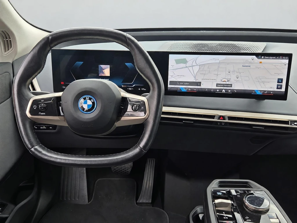 BMW iX – foto 13