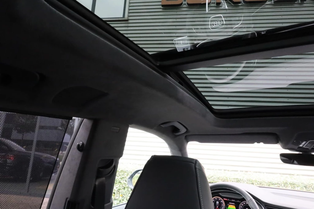 Audi Q8 – foto 34