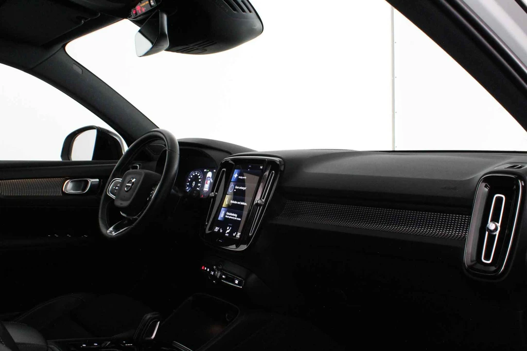 Volvo XC40 – foto 16