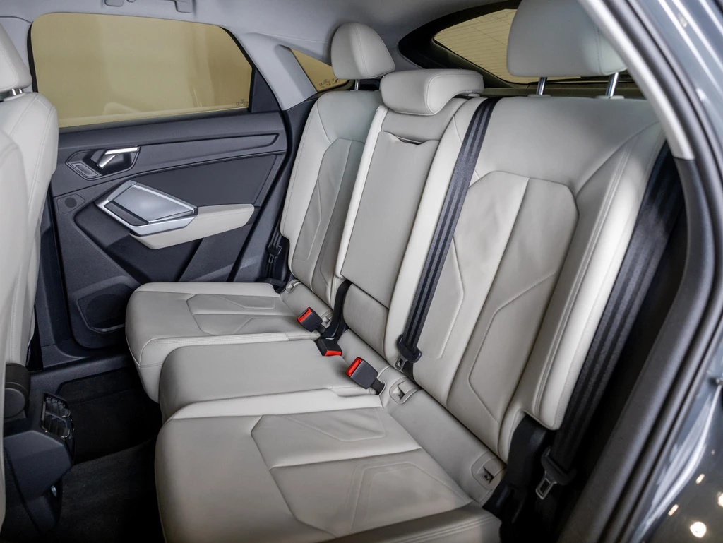 Audi Q3 – foto 10