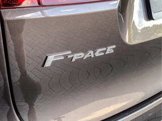 Jaguar F-PACE – thumbnail 44
