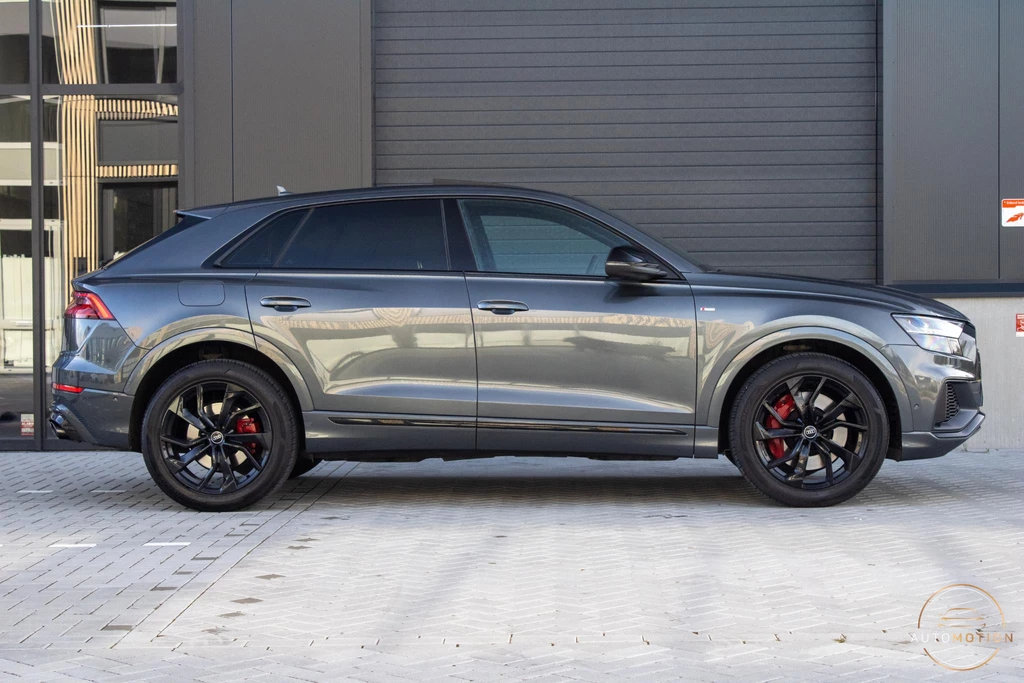 Audi Q8 – foto 10