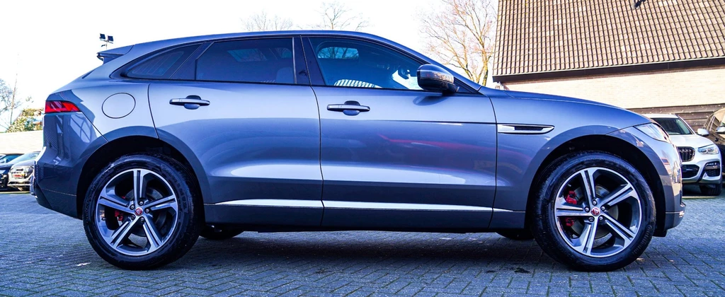 Jaguar F-PACE – foto 8