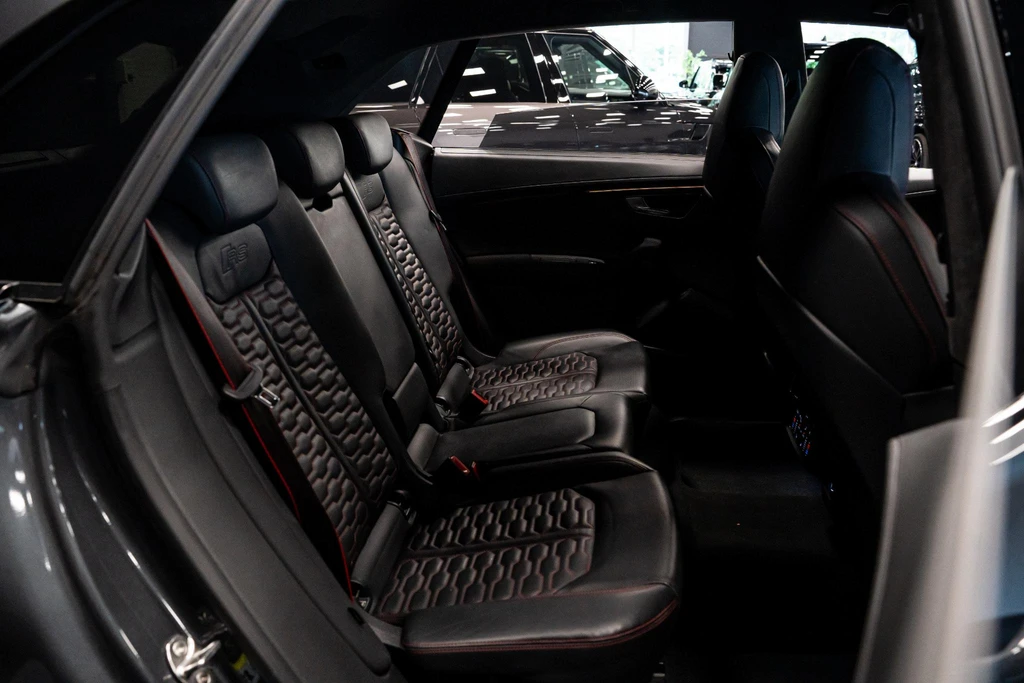 Audi RSQ8 – foto 30