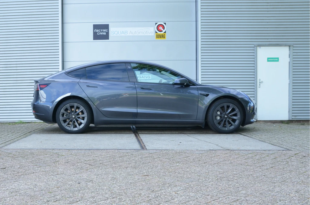 Tesla Model 3 – foto 4