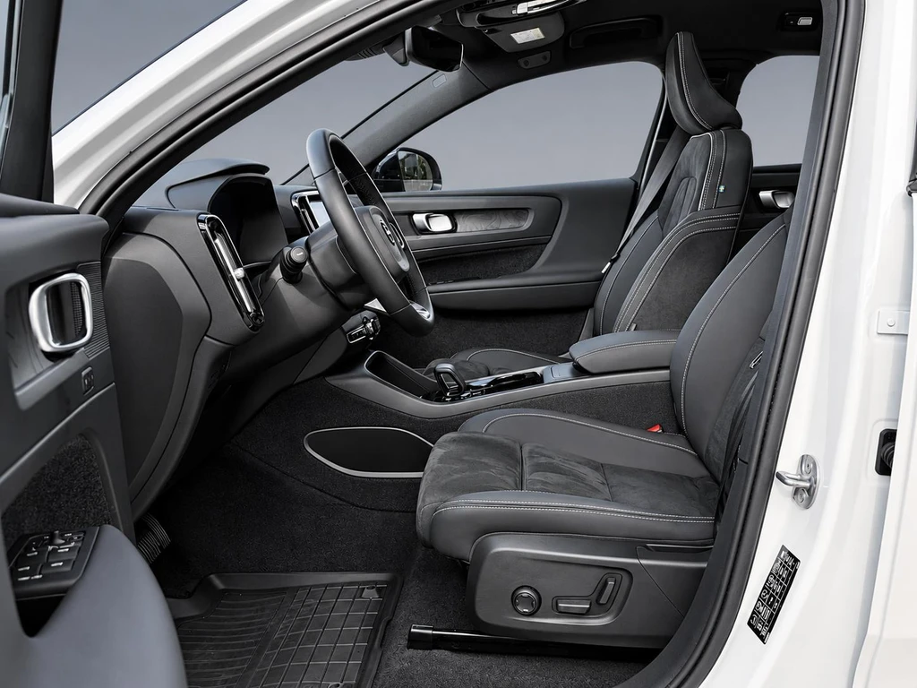 Volvo C40 – foto 12
