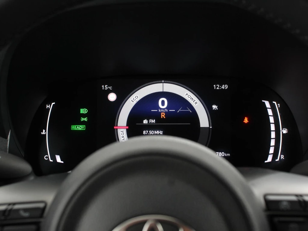 Toyota Yaris – foto 16