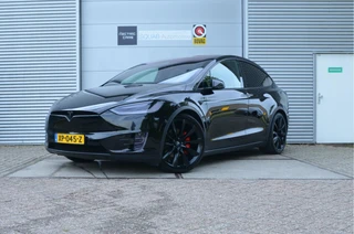 Tesla Model X – thumbnail 1
