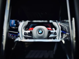 BMW M5 – thumbnail 20