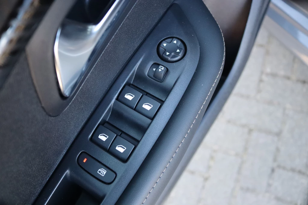 Peugeot 208 – foto 28