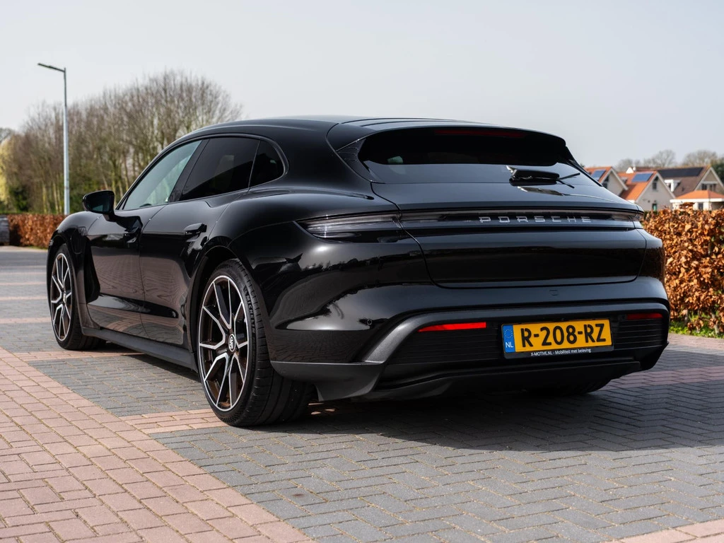 Porsche Taycan – foto 11