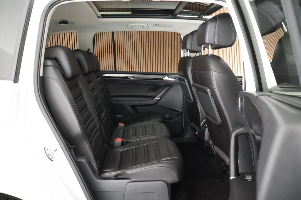 Volkswagen Touran – foto 11