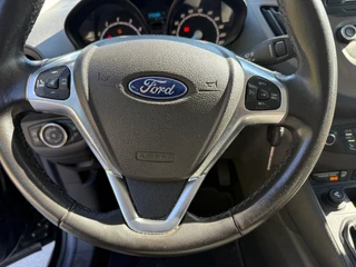 Ford Tourneo Courier – thumbnail 16
