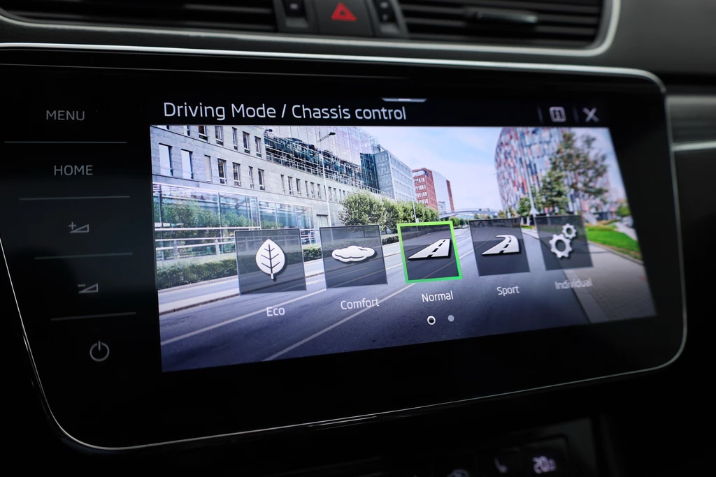 Škoda Superb – foto 28