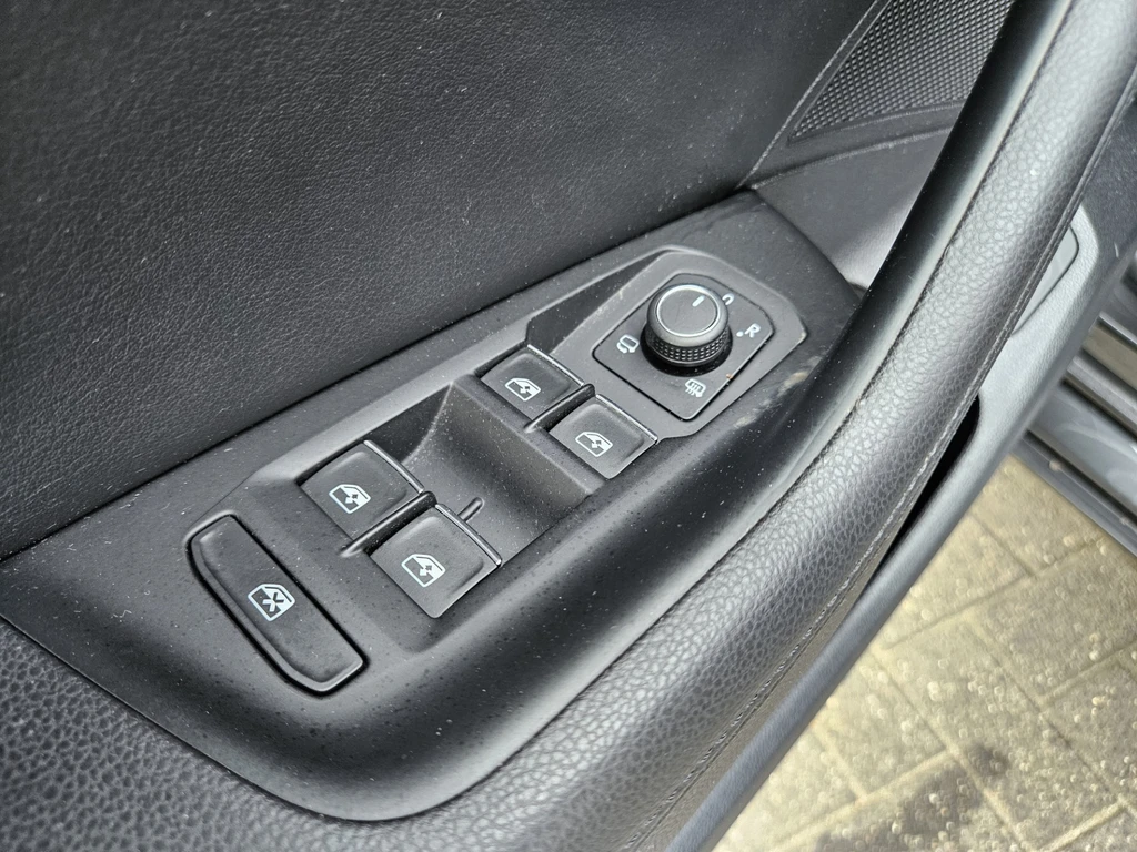 Volkswagen Passat – foto 14