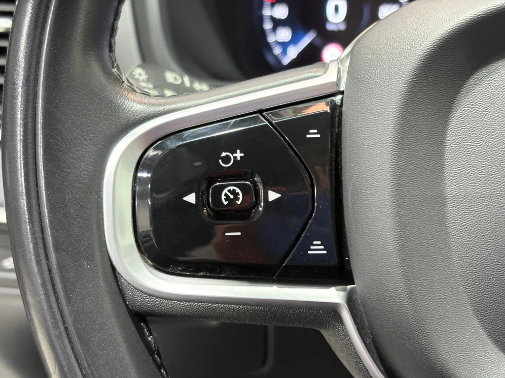 Volvo XC90 – foto 21