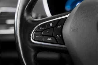 Renault Megane E-Tech – thumbnail 22