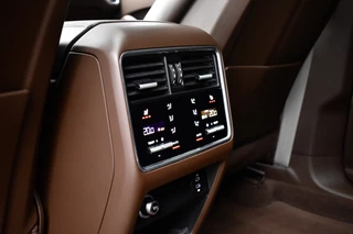 Porsche Cayenne – thumbnail 31