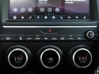 Jaguar E-PACE – thumbnail 46