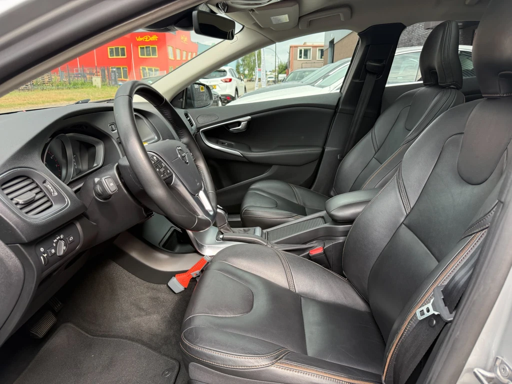 Volvo V40 – foto 18