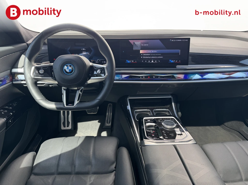 BMW i7 – foto 12