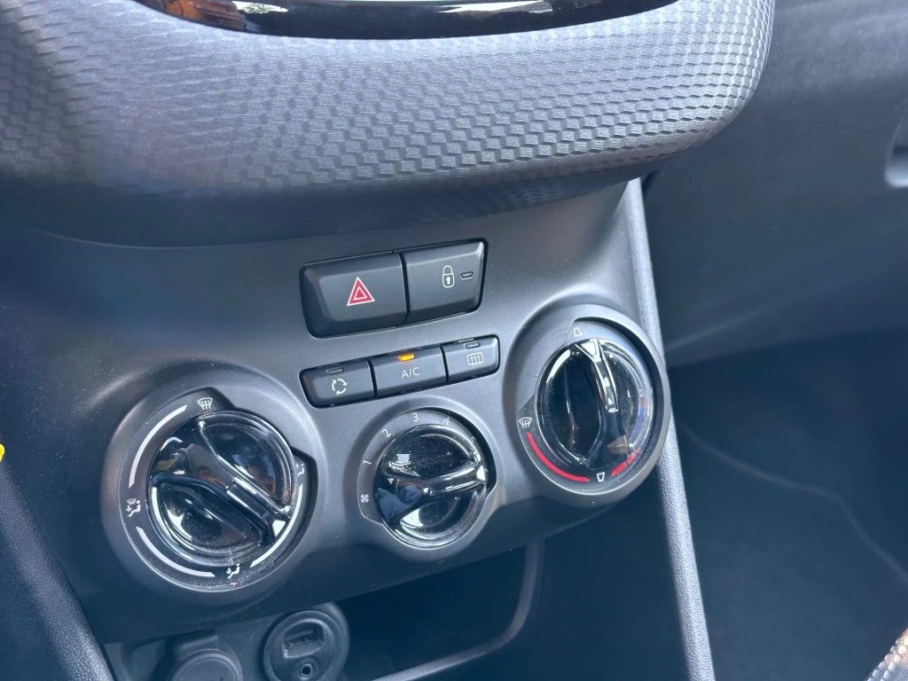 Peugeot 208 – foto 20