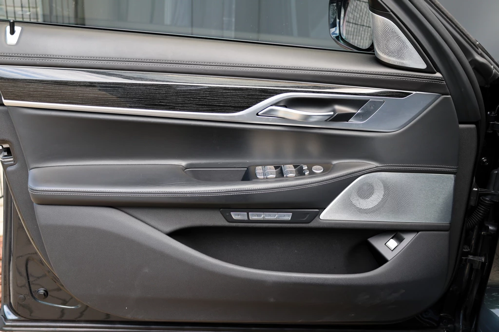 BMW 7 Serie – foto 28