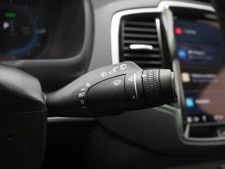 Volvo XC90 – thumbnail 25