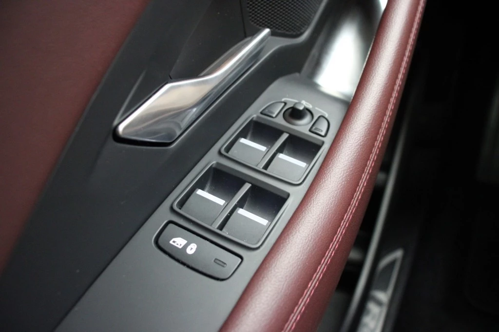 Jaguar E-PACE – foto 40