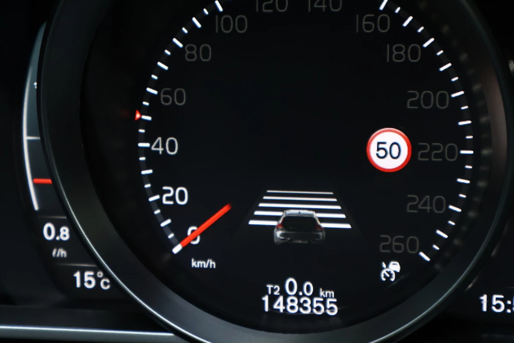Volvo V40 – foto 35
