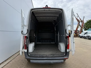 Mercedes-Benz eSprinter – thumbnail 11