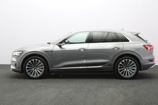 Audi e-tron – thumbnail 2