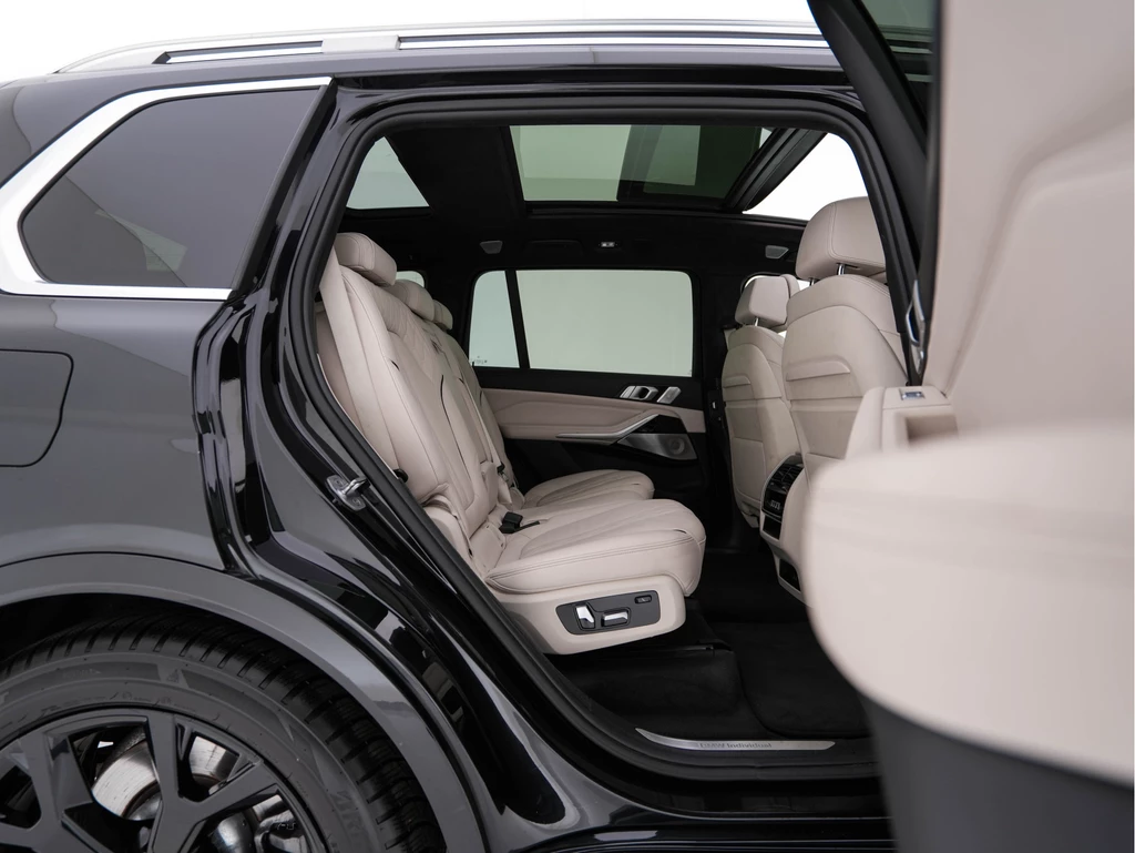 BMW X7 – foto 13