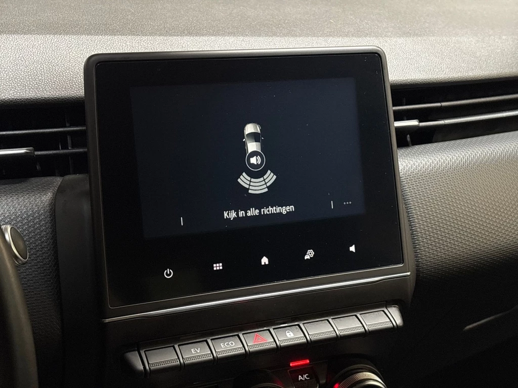 Renault Clio – foto 22