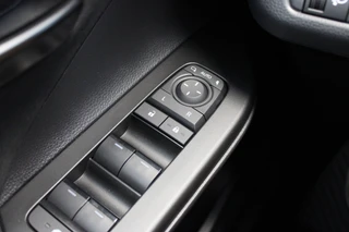 Toyota C-HR – thumbnail 39