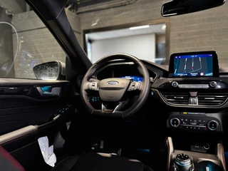 Ford Kuga – thumbnail 11