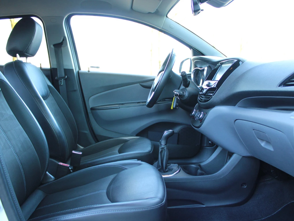 Opel KARL – foto 9