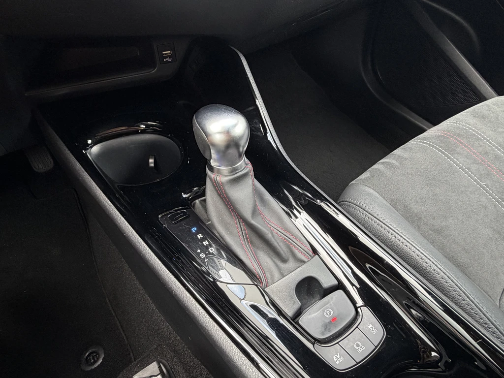 Toyota C-HR – foto 43
