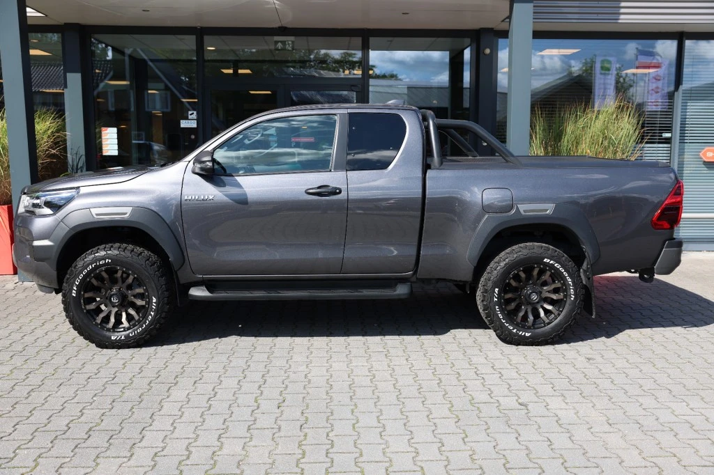 Toyota Hilux – foto 2