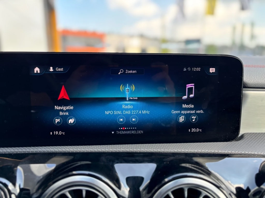 Mercedes-Benz CLA – foto 16