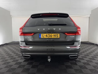 Volvo XC60 – thumbnail 3
