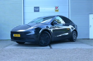 Tesla Model Y – thumbnail 1