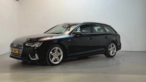 Audi A4 Avant 35 TFSI S Edition Leder-Stof Navigatie LED Parkeersensoren