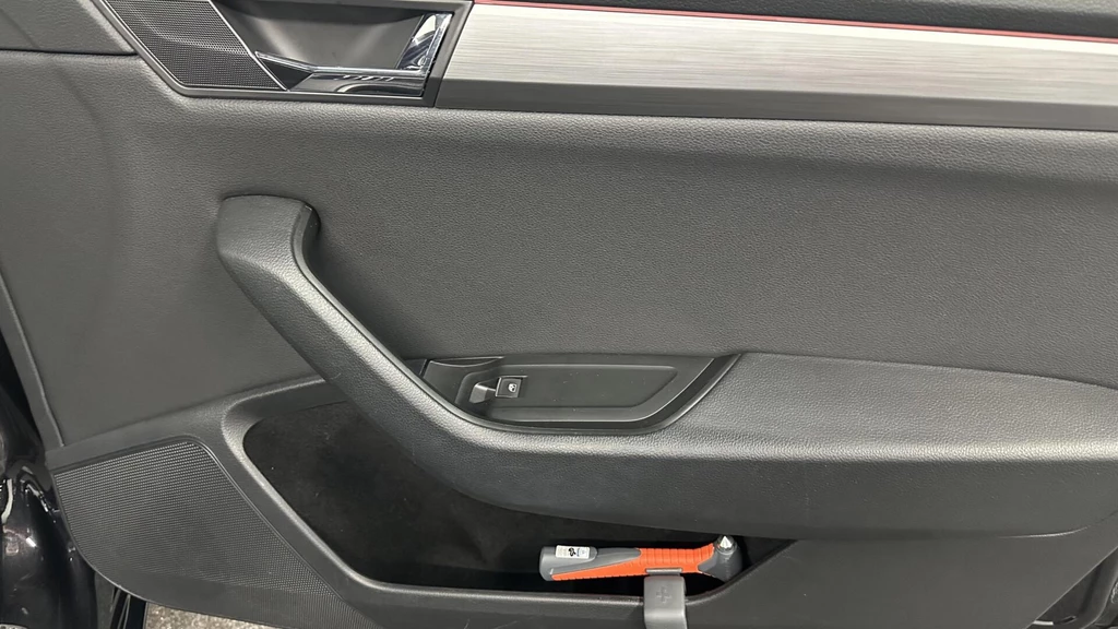Škoda Superb – foto 18