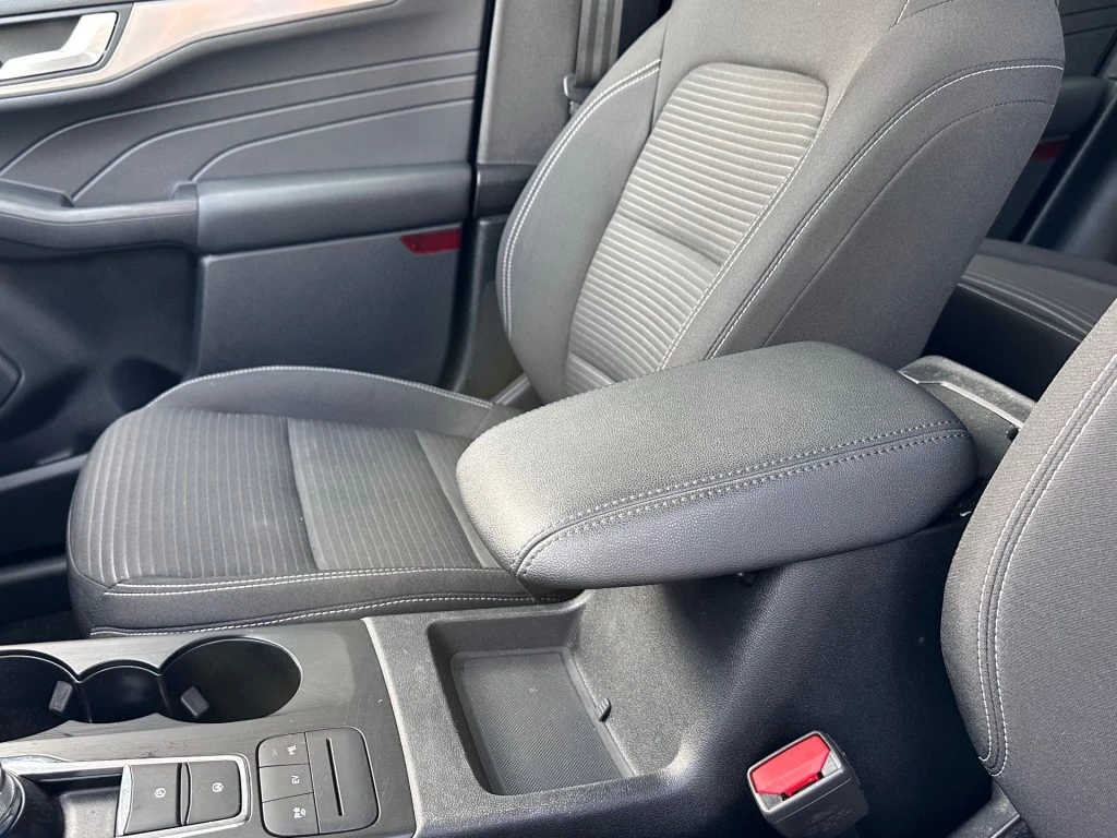 Ford Kuga – foto 22