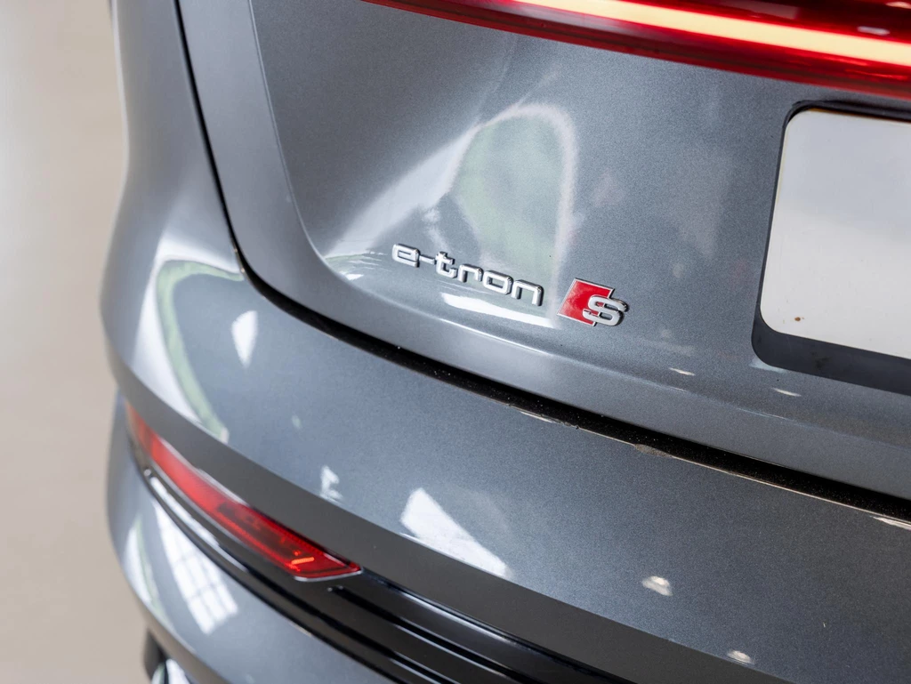 Audi e-tron – foto 15