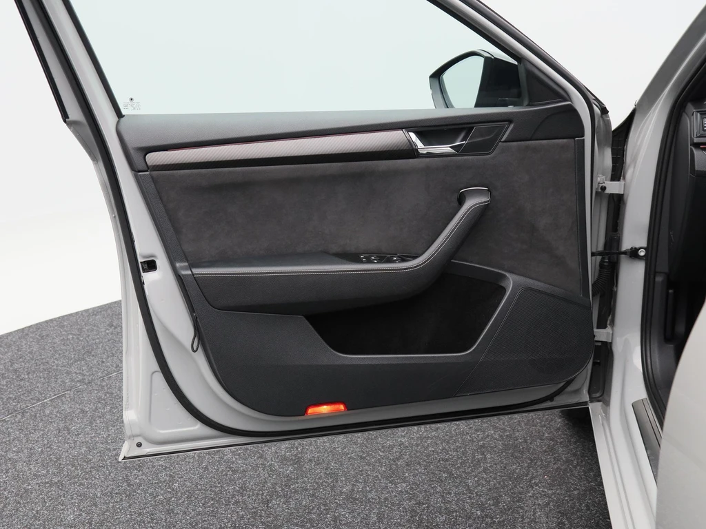 Škoda Superb – foto 20