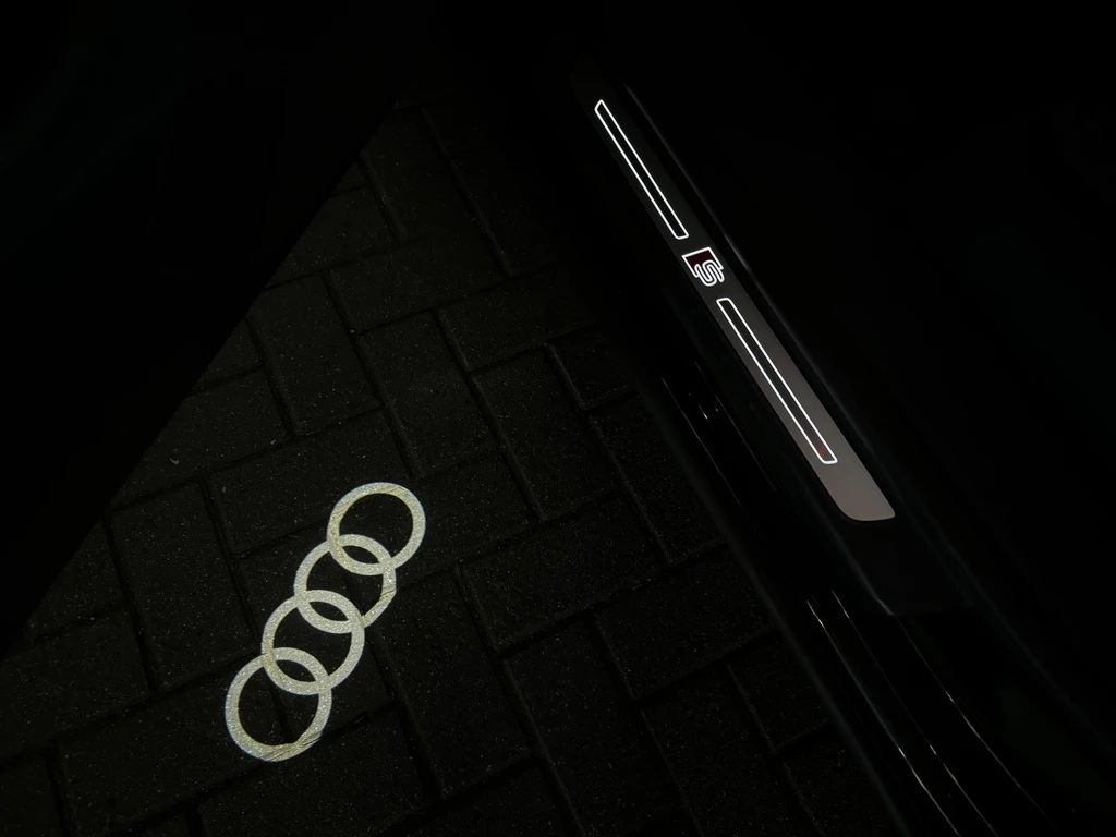 Audi Q8 – foto 16